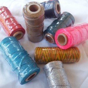 גליל חוט שעווה גליל חוט שעווה